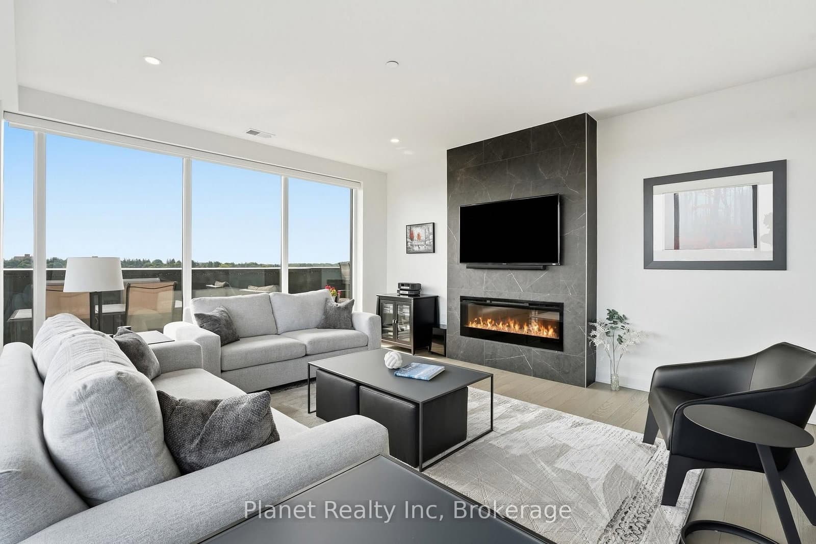 71 Wyndham Street S, Unit 1305 - Image 4