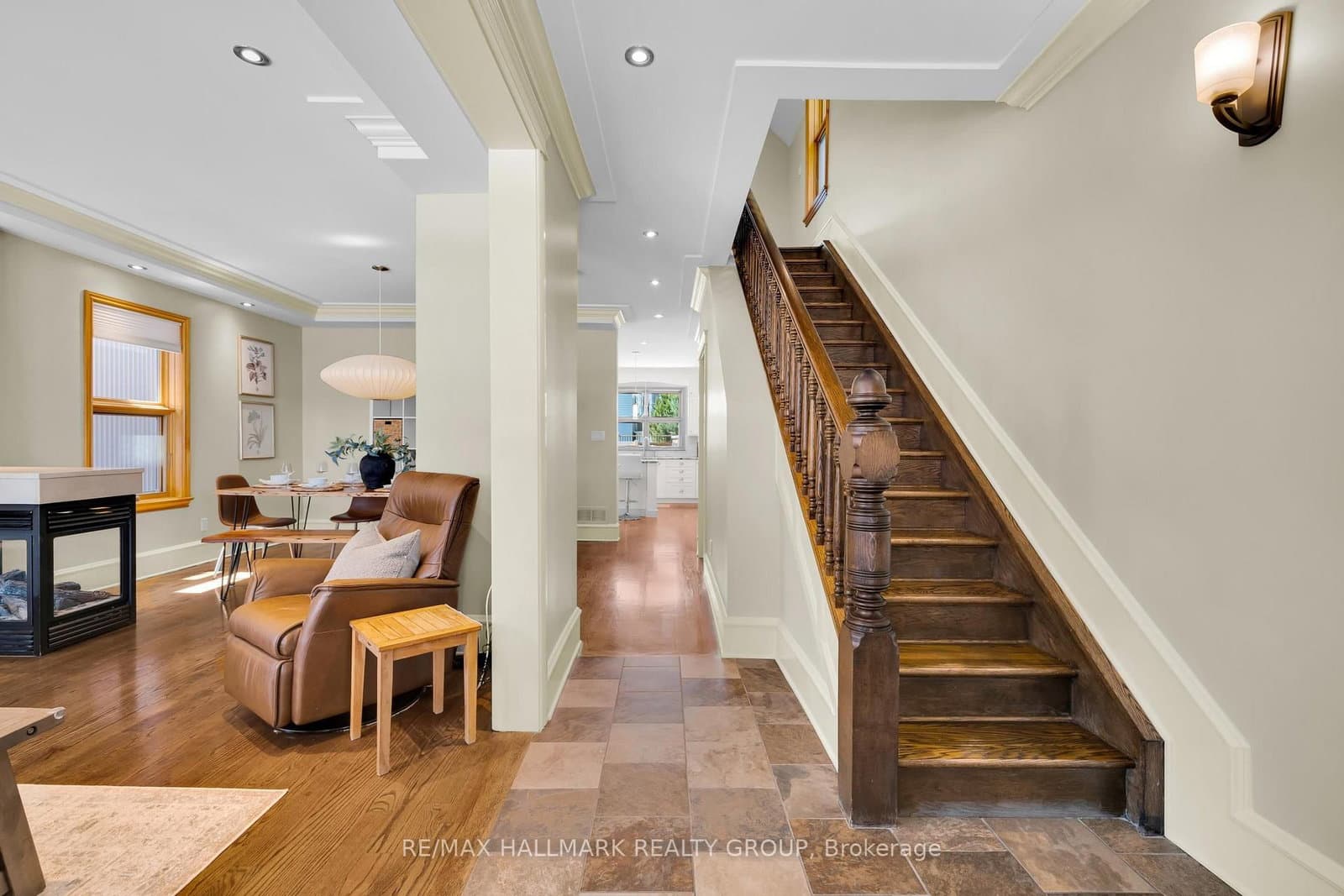 376 Winona Avenue - Image 4