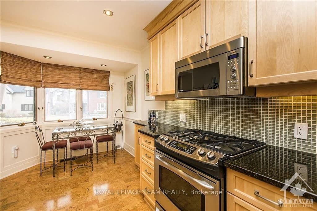 522 PICCADILLY Avenue - Image 3