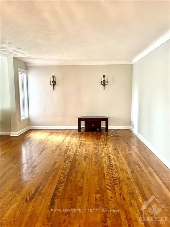 522 PICCADILLY Avenue - Image 5