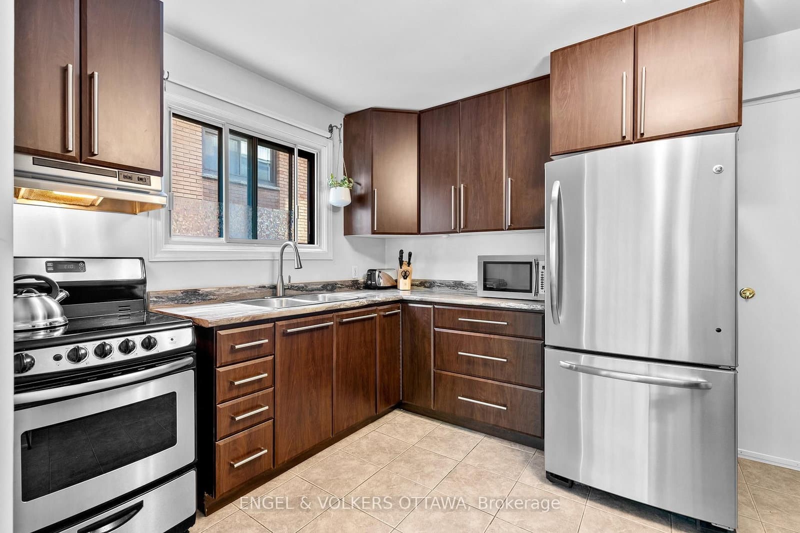 270 Beechwood Avenue, Unit 11 - Image 5