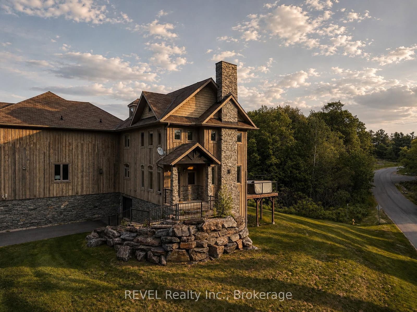 67 Rockmount Crescent - Image 2