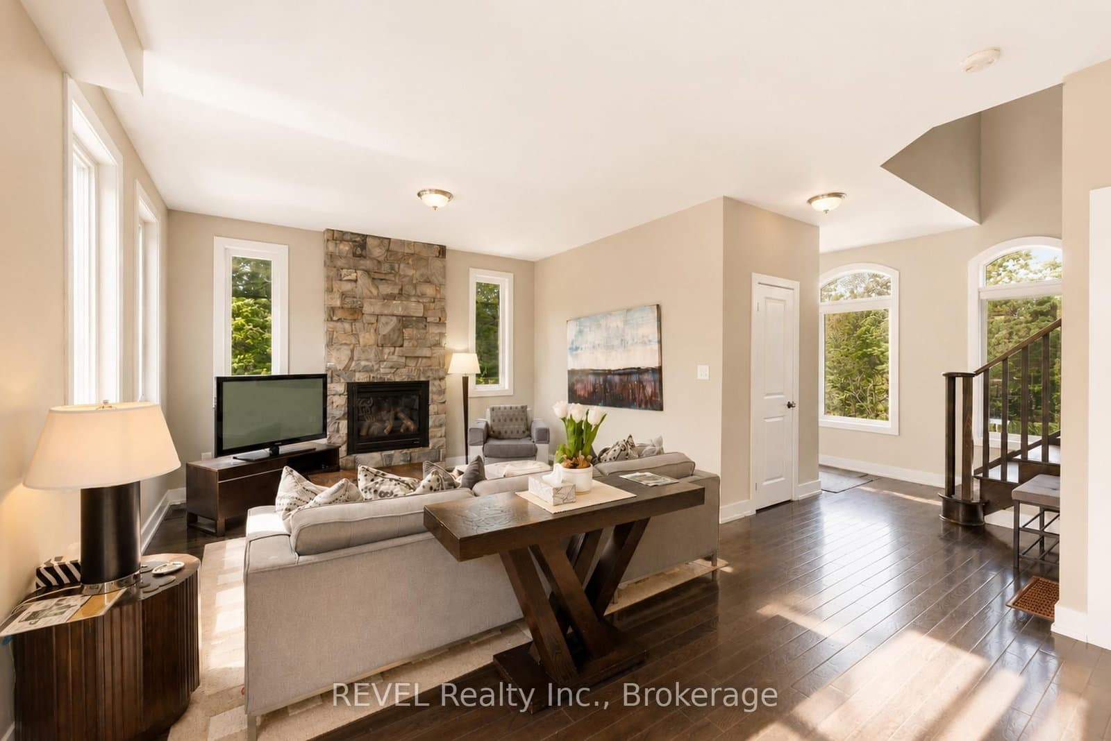 67 Rockmount Crescent - Image 5