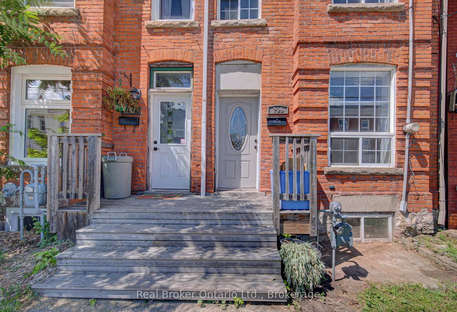 299 Bay Street N - Image 4
