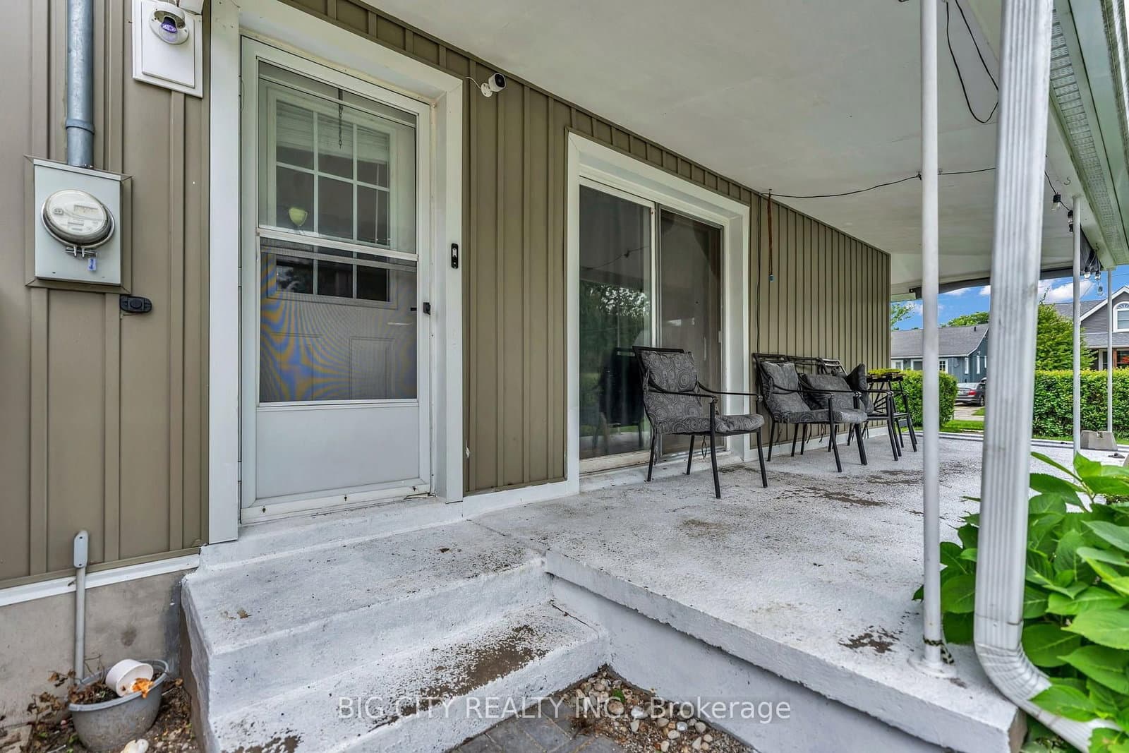 16 East Avenue - Image 3