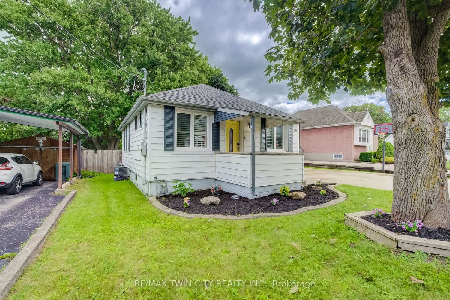 130 SYDENHAM Street - Image 3