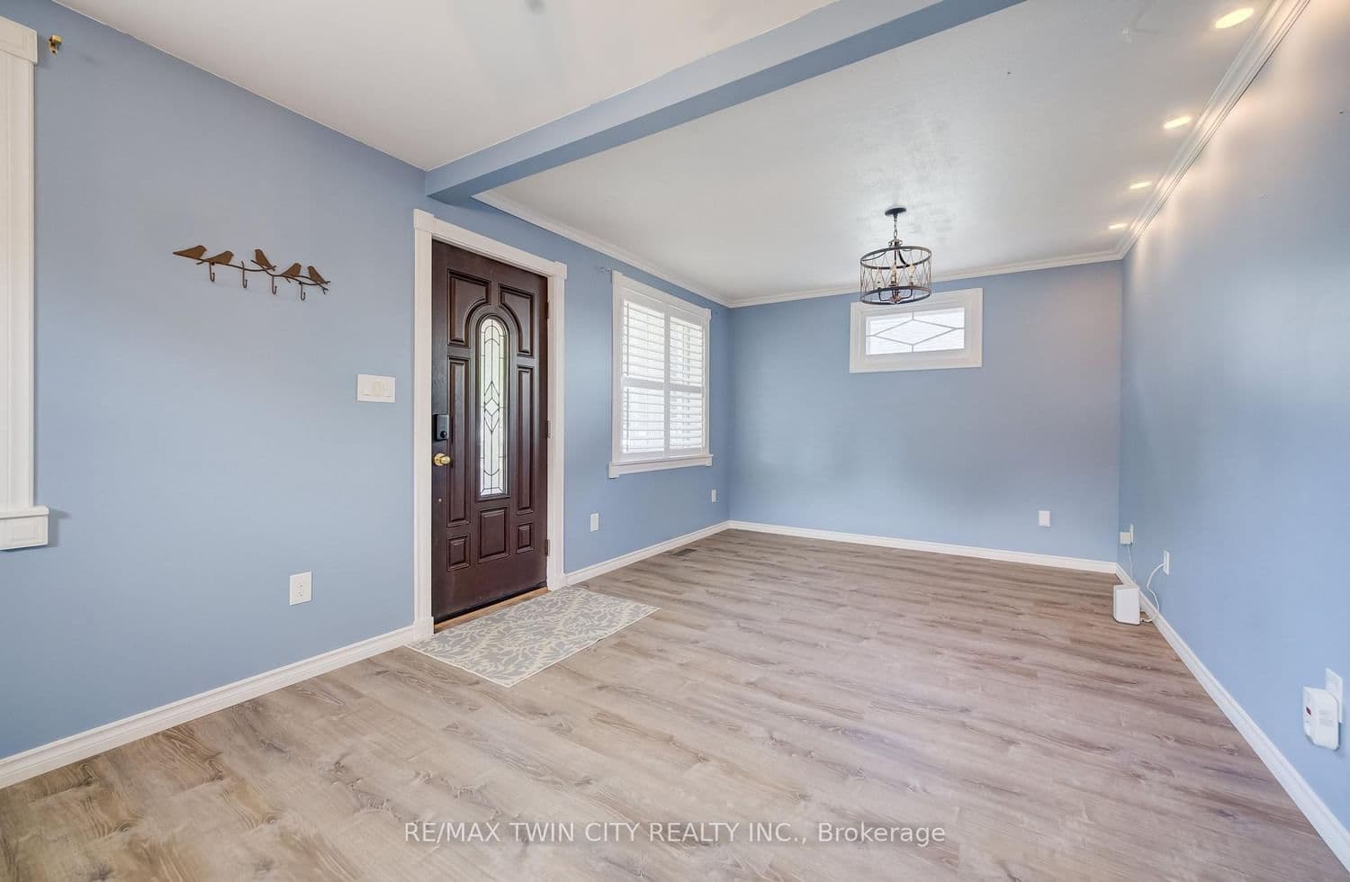 130 SYDENHAM Street - Image 5