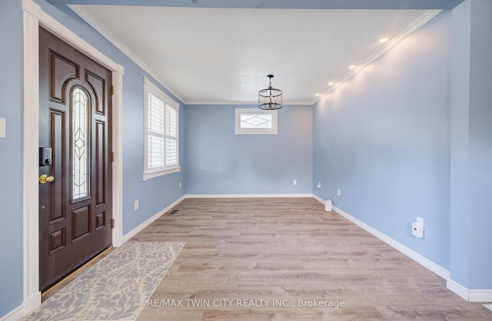 130 SYDENHAM Street - Image 6