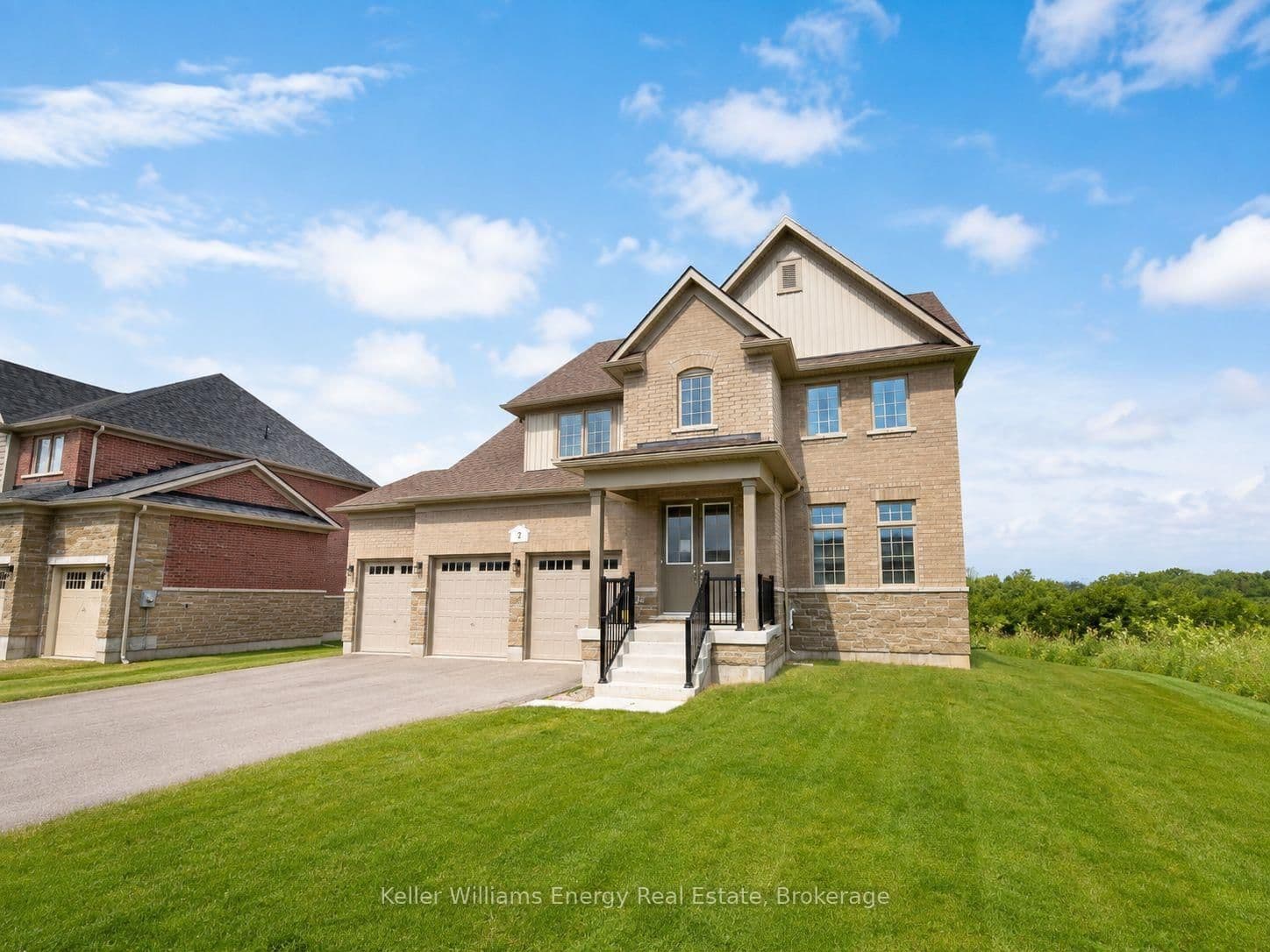2 Blue Heron Court - Image 1