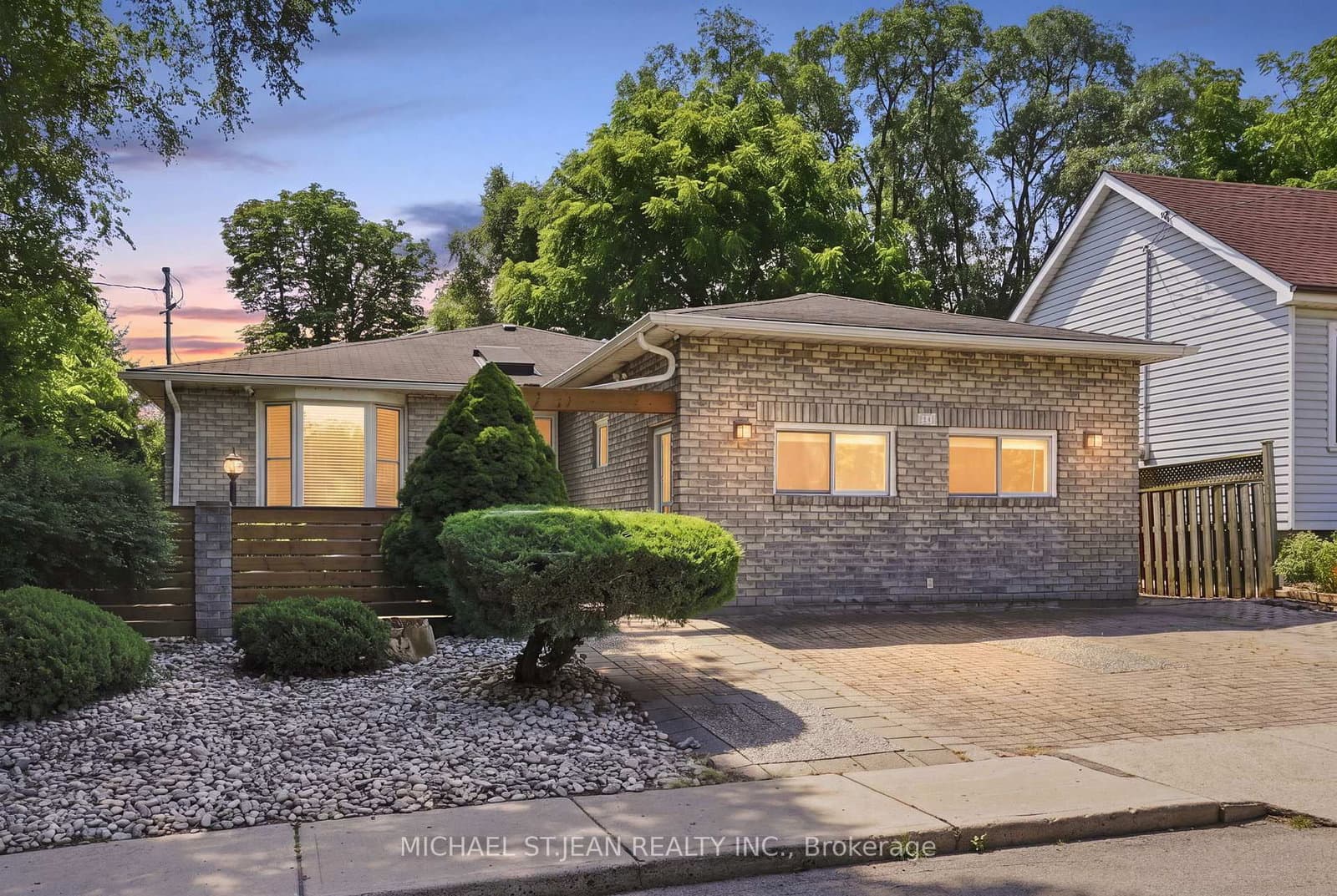 24 Hill Street - Image 1
