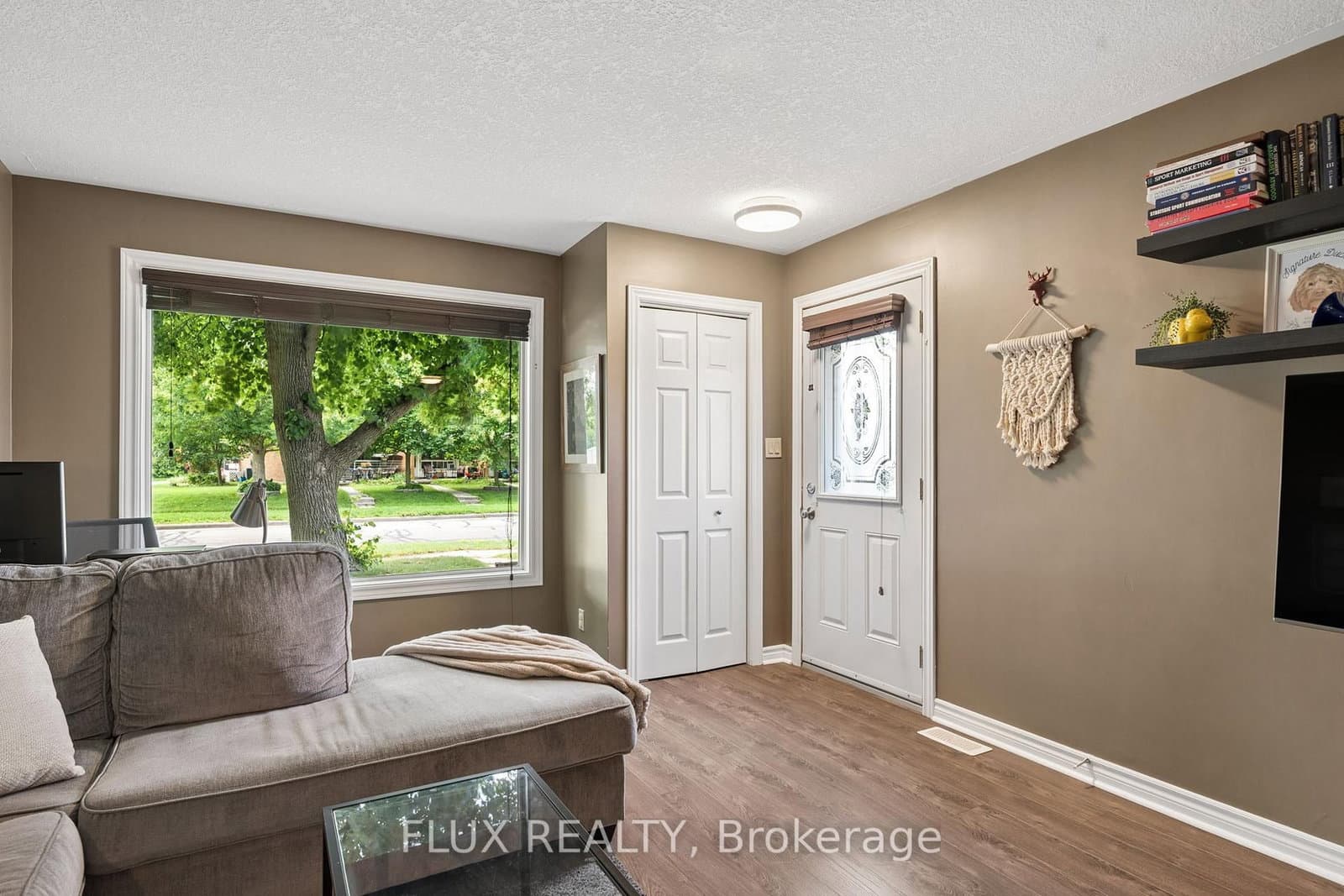266 Dufferin Street, Unit 9 - Image 6