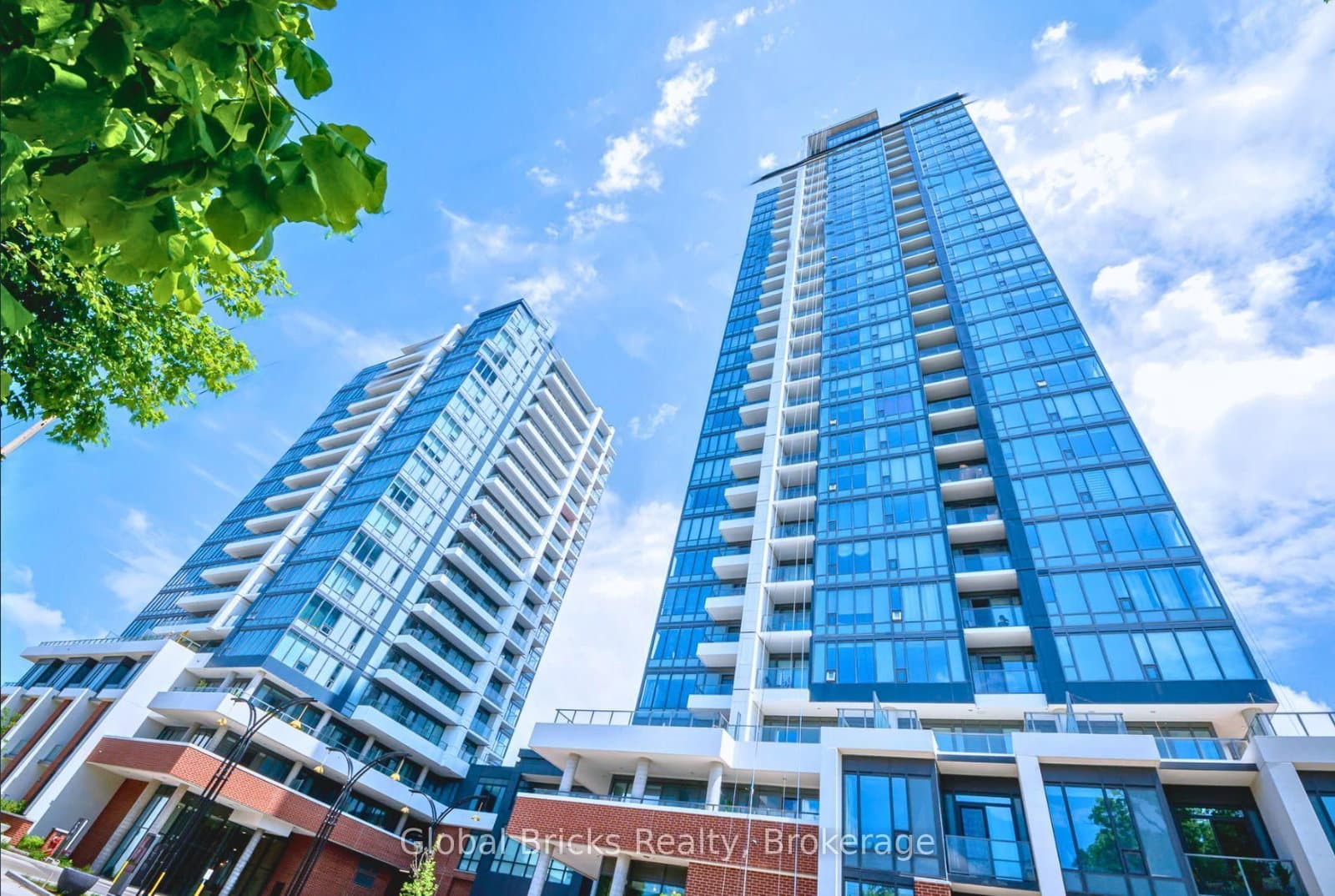 5 Wellington Street S, Unit 612 - Image 1