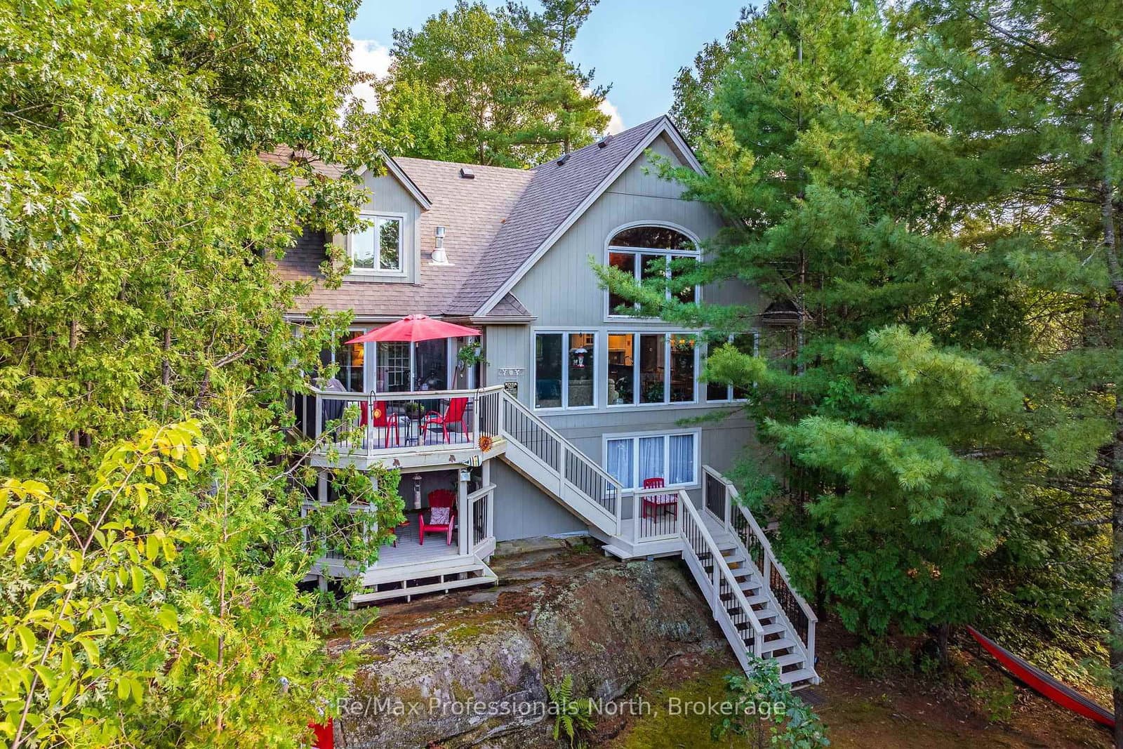 1005 Laidlaw Avenue - Image 3