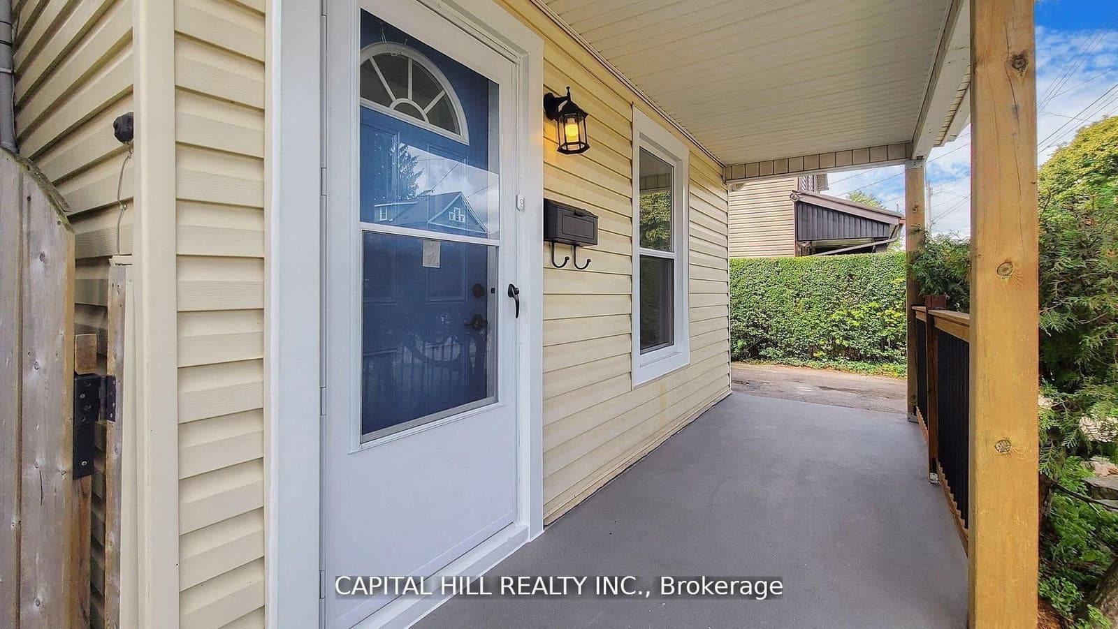 160 Picton Street E - Image 4