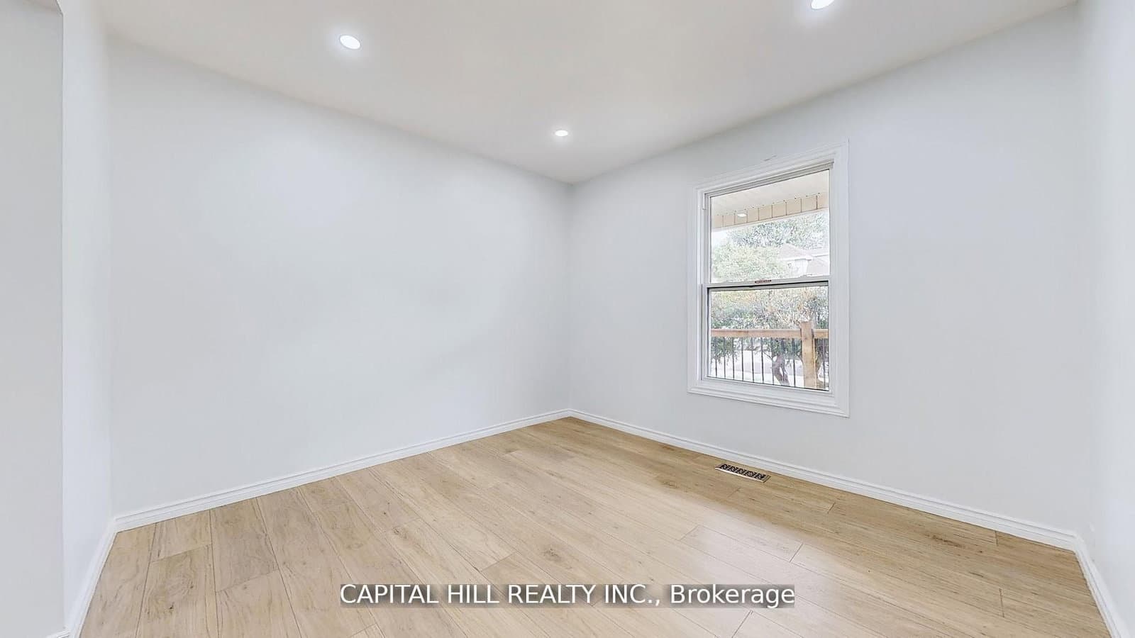 160 Picton Street E - Image 6