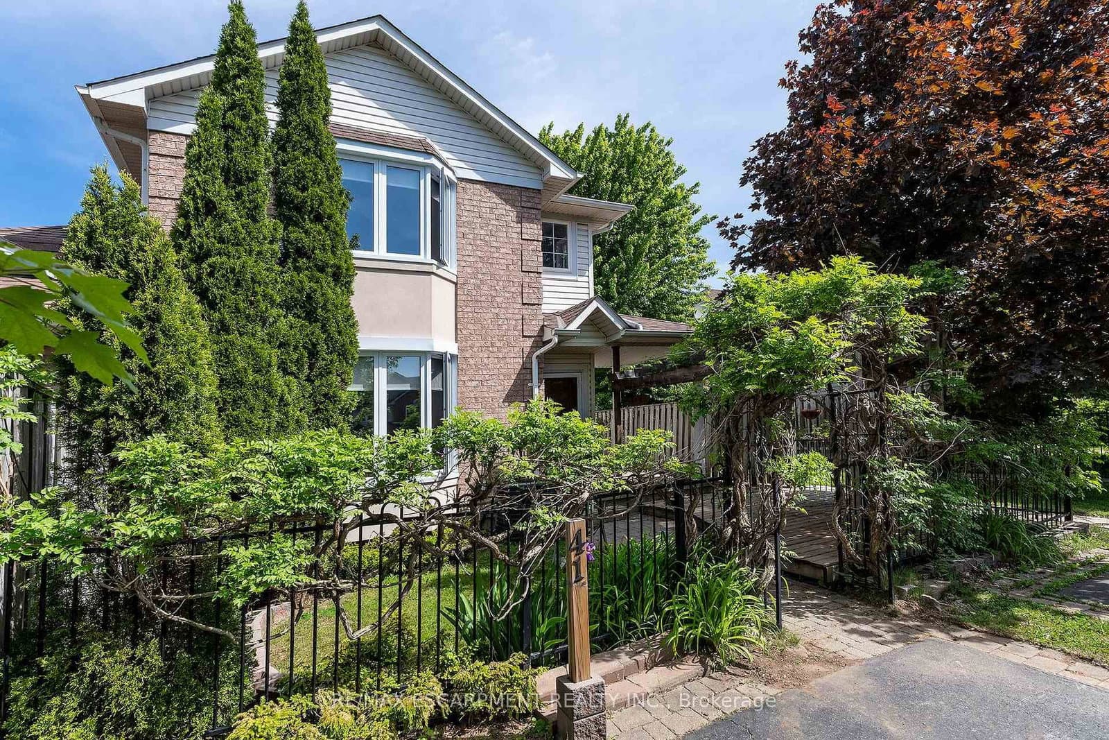 41 Valridge Drive - Image 2