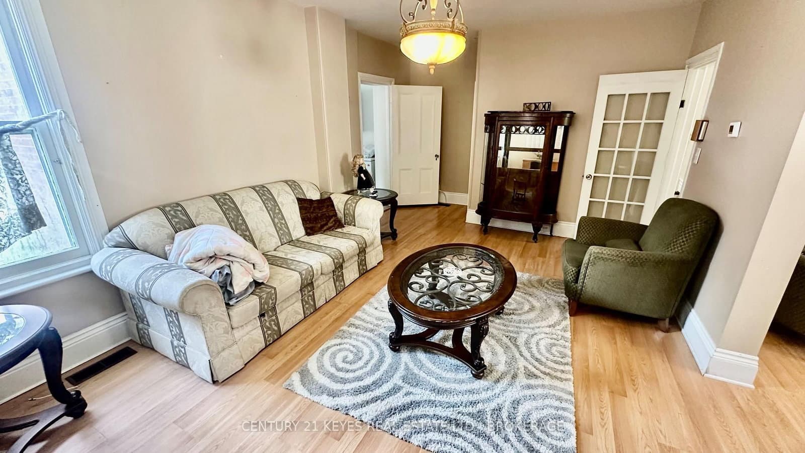 216 Brock Street - Image 5