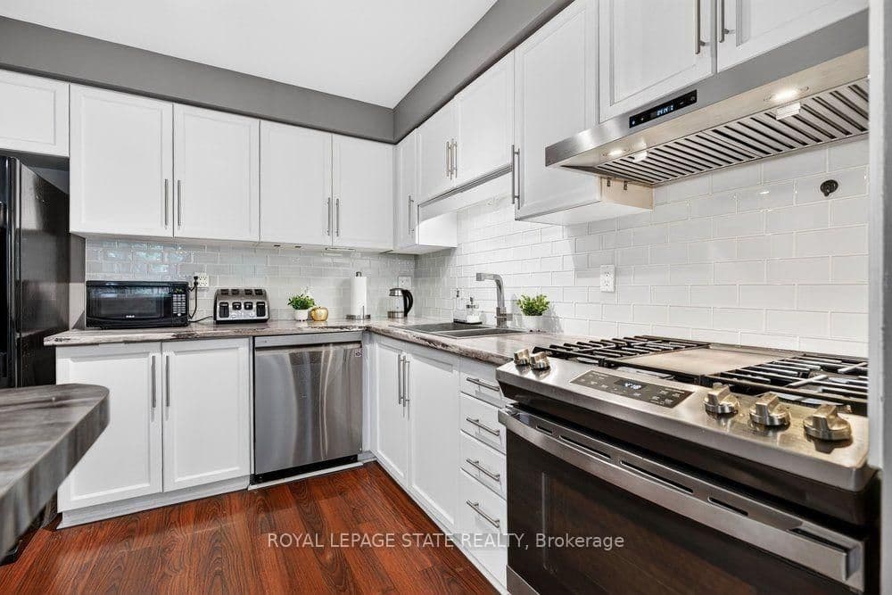 44 Frances Avenue, Unit 11 - Image 2