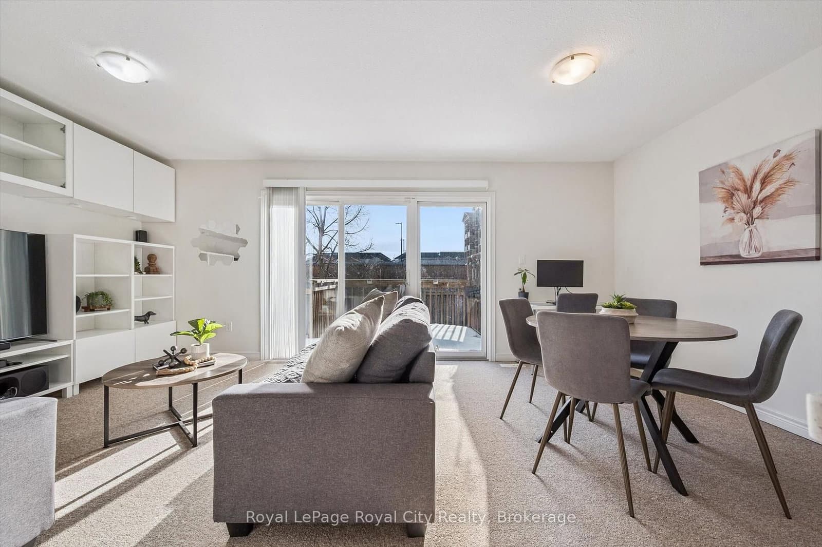 361 Arkell Road, Unit 6 - Image 4