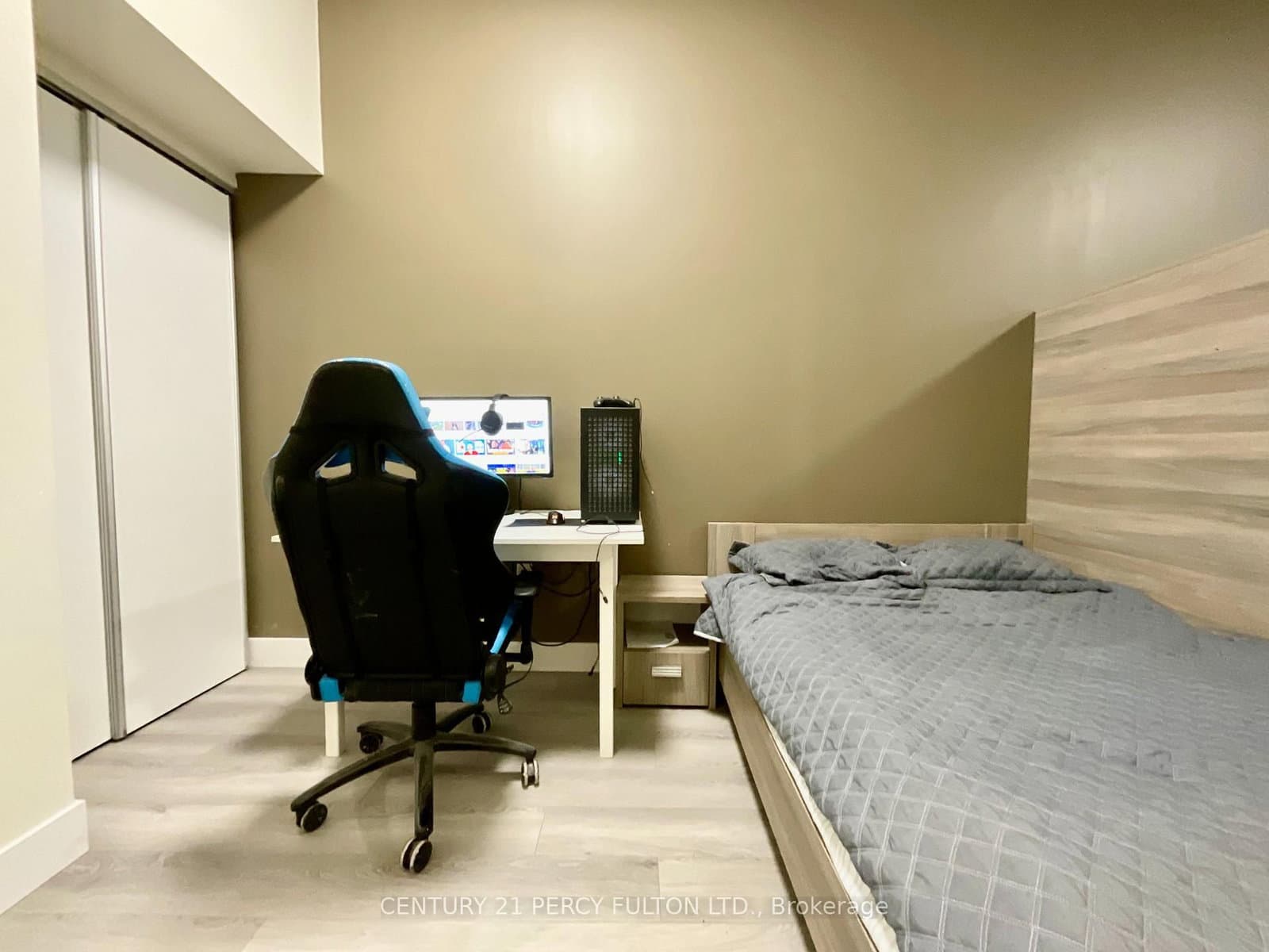 257 Hemlock Street, Unit 102 - Image 5