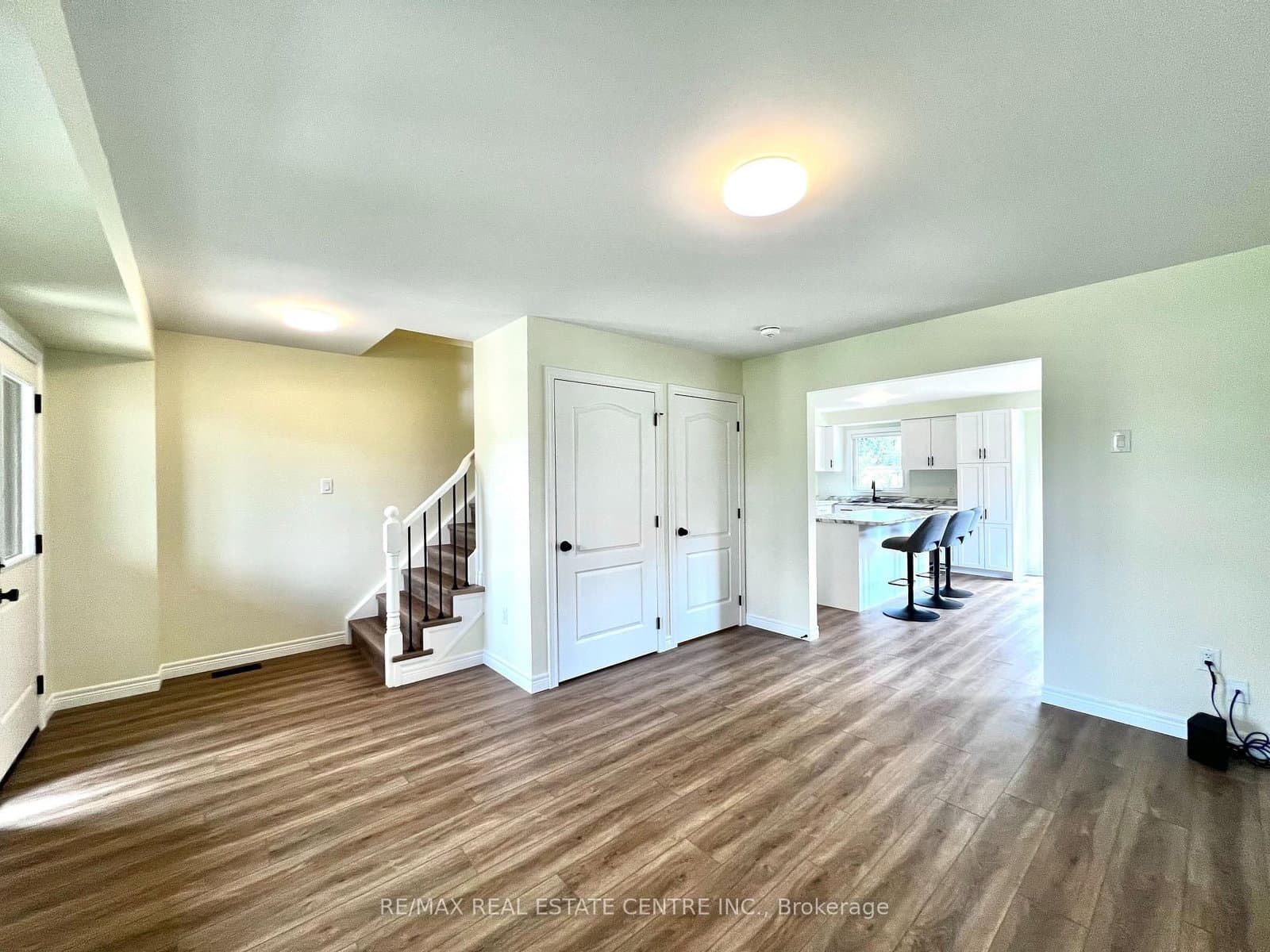 716 Russel Court - Image 5