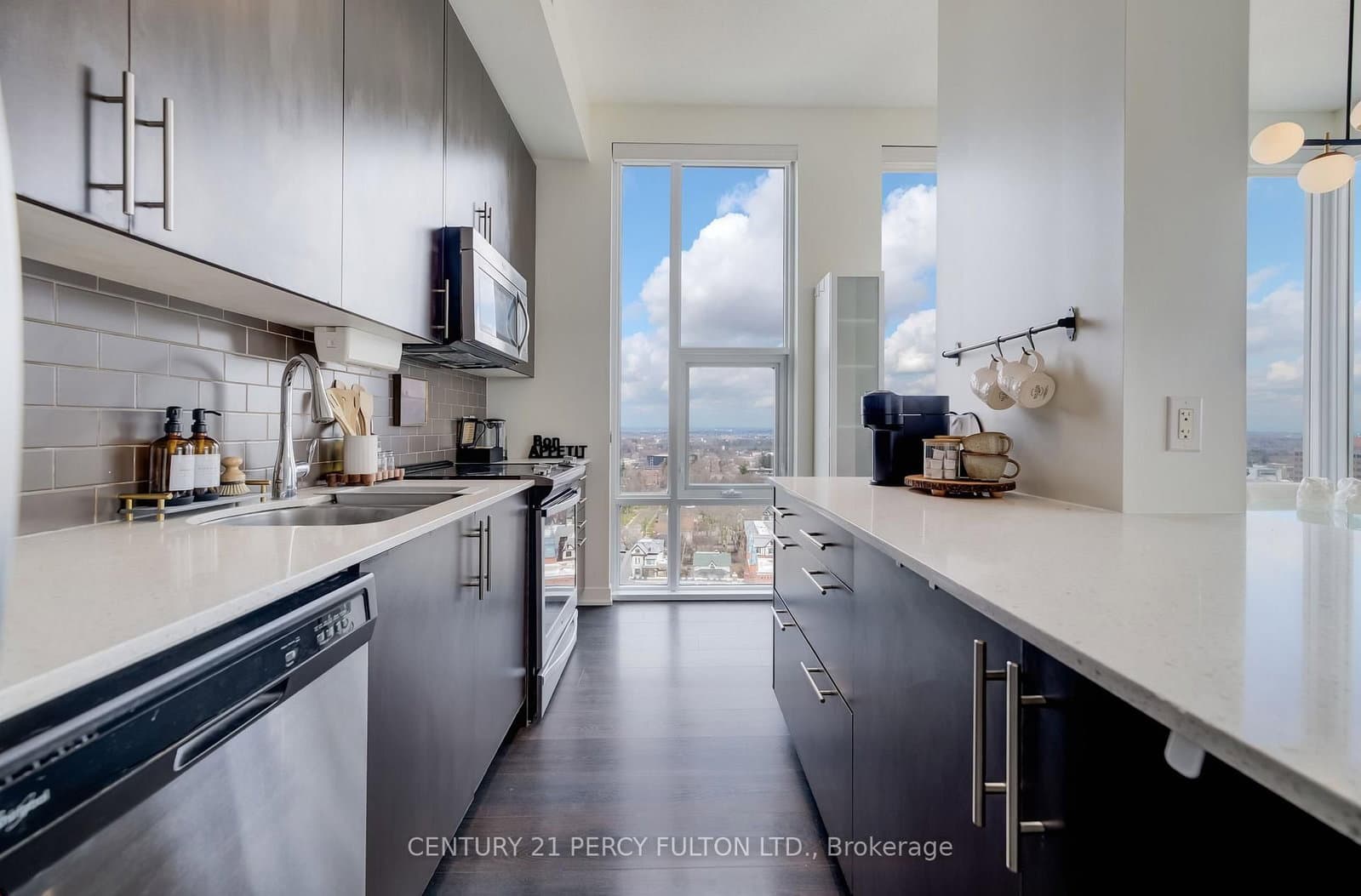 85 Duke Street W, Unit 1703 - Image 5