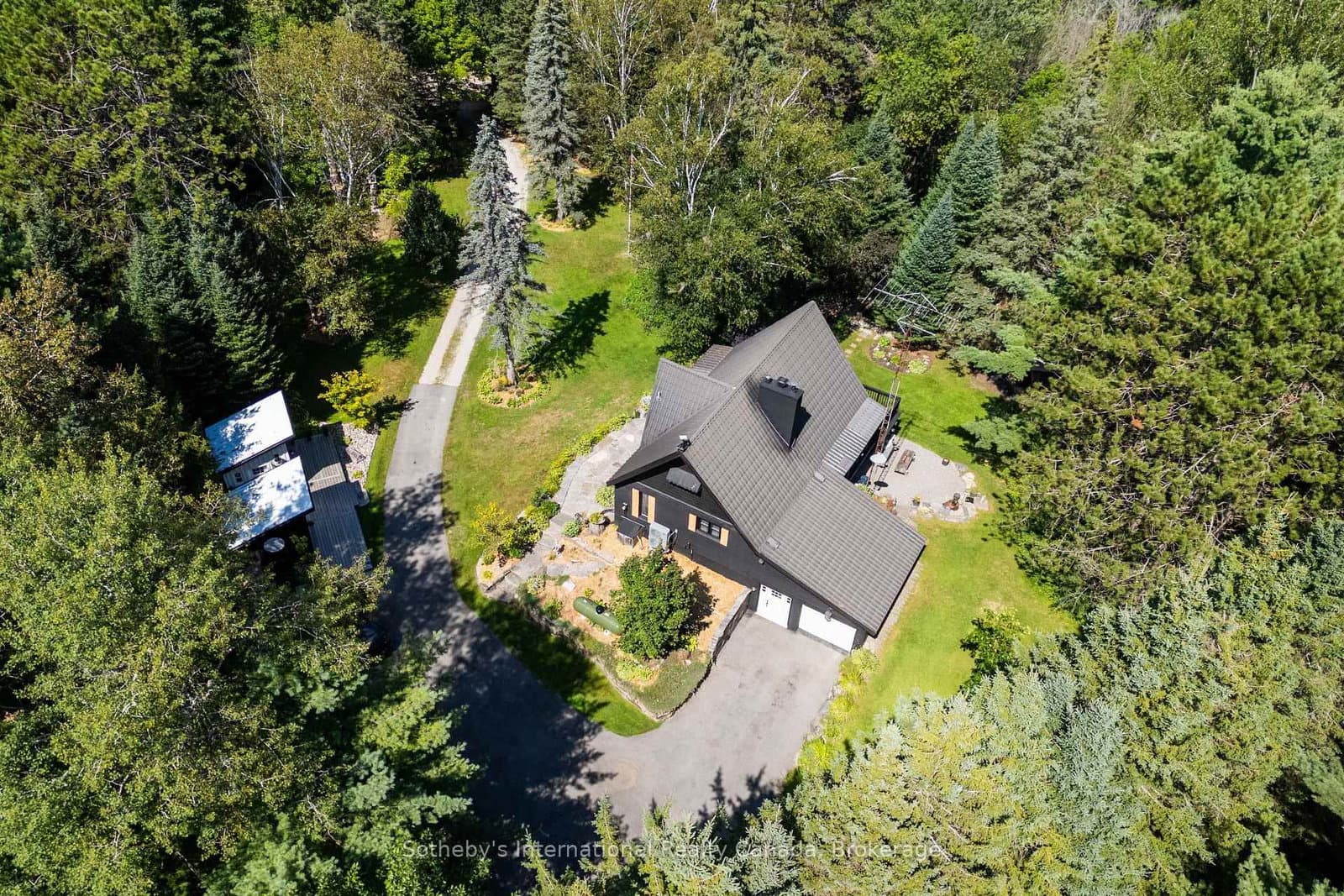 132 Douglas Drive - Image 2