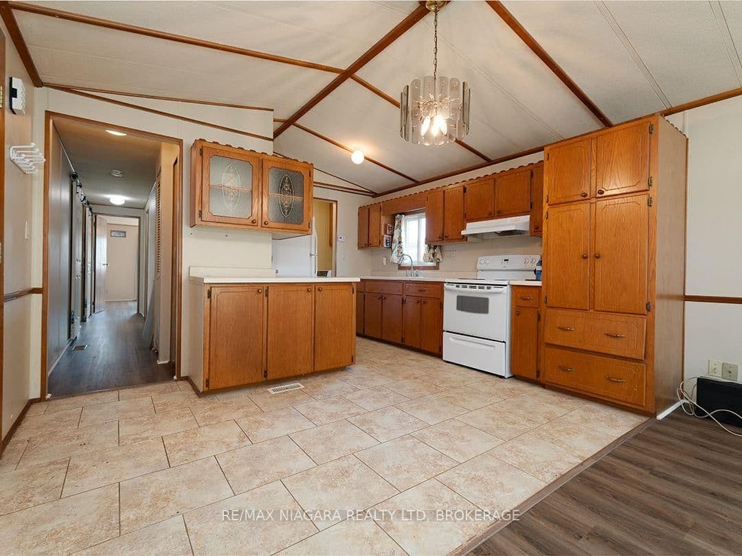 3033 Townline Road, Unit 1 - Image 6