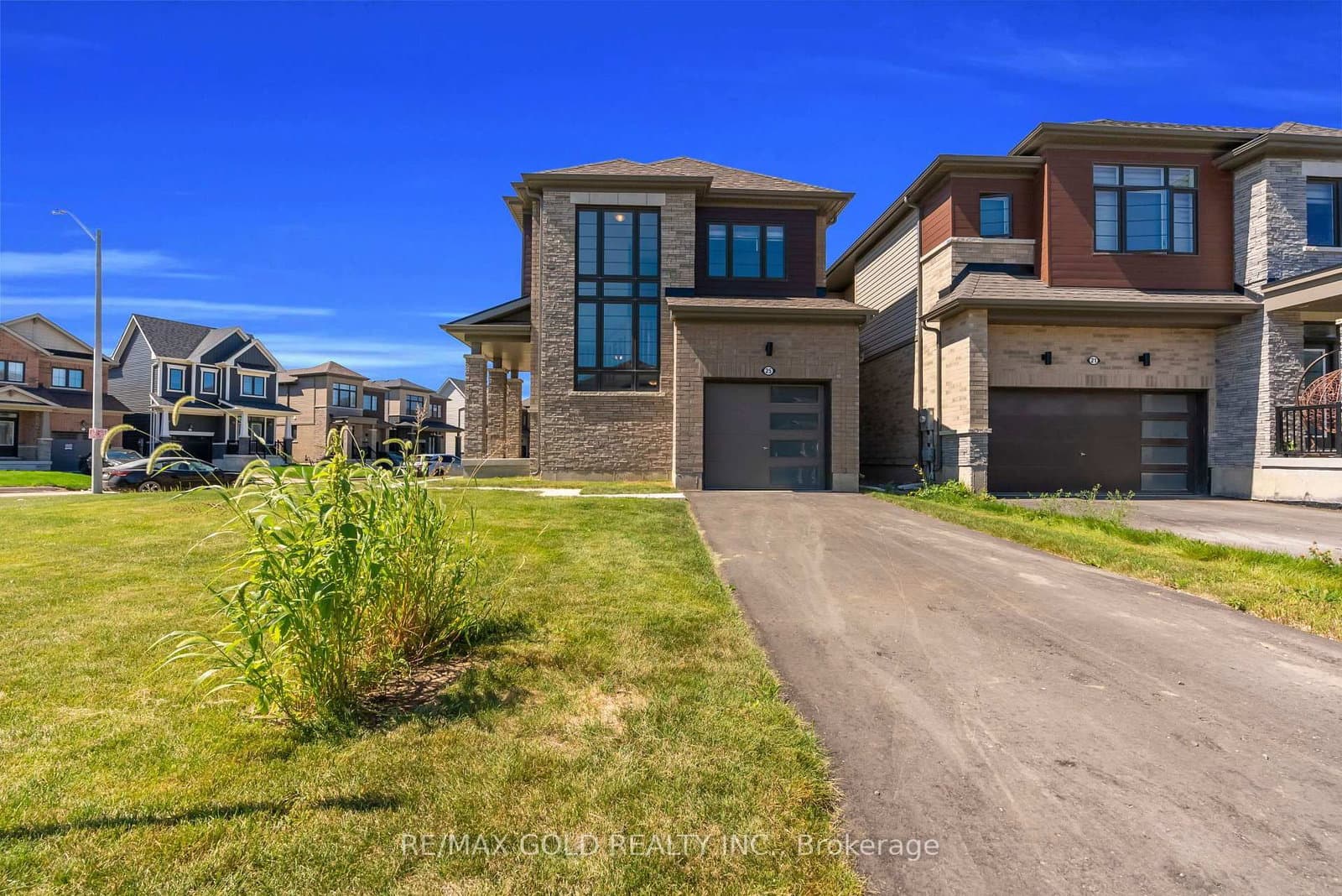 25 Heritage Way - Image 2