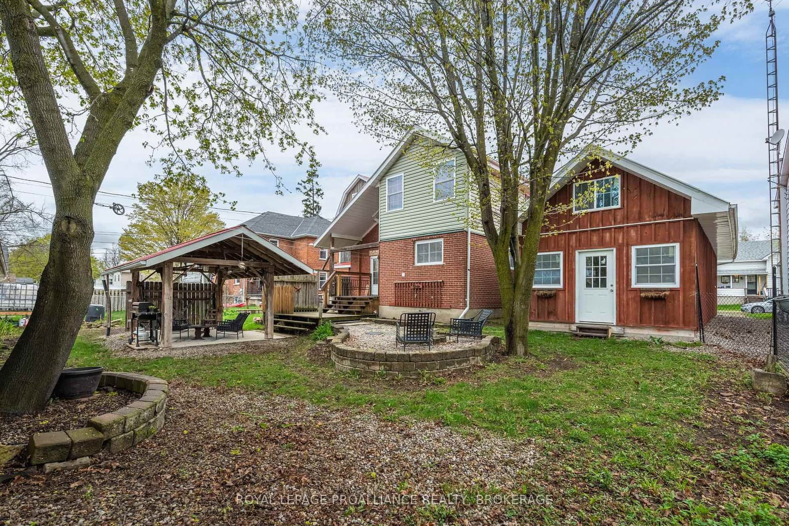 277 Brock Street - Image 2
