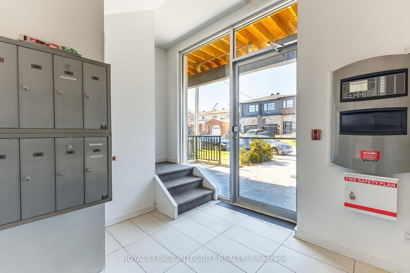 1308 THAMES Street, Unit 202 - Image 3