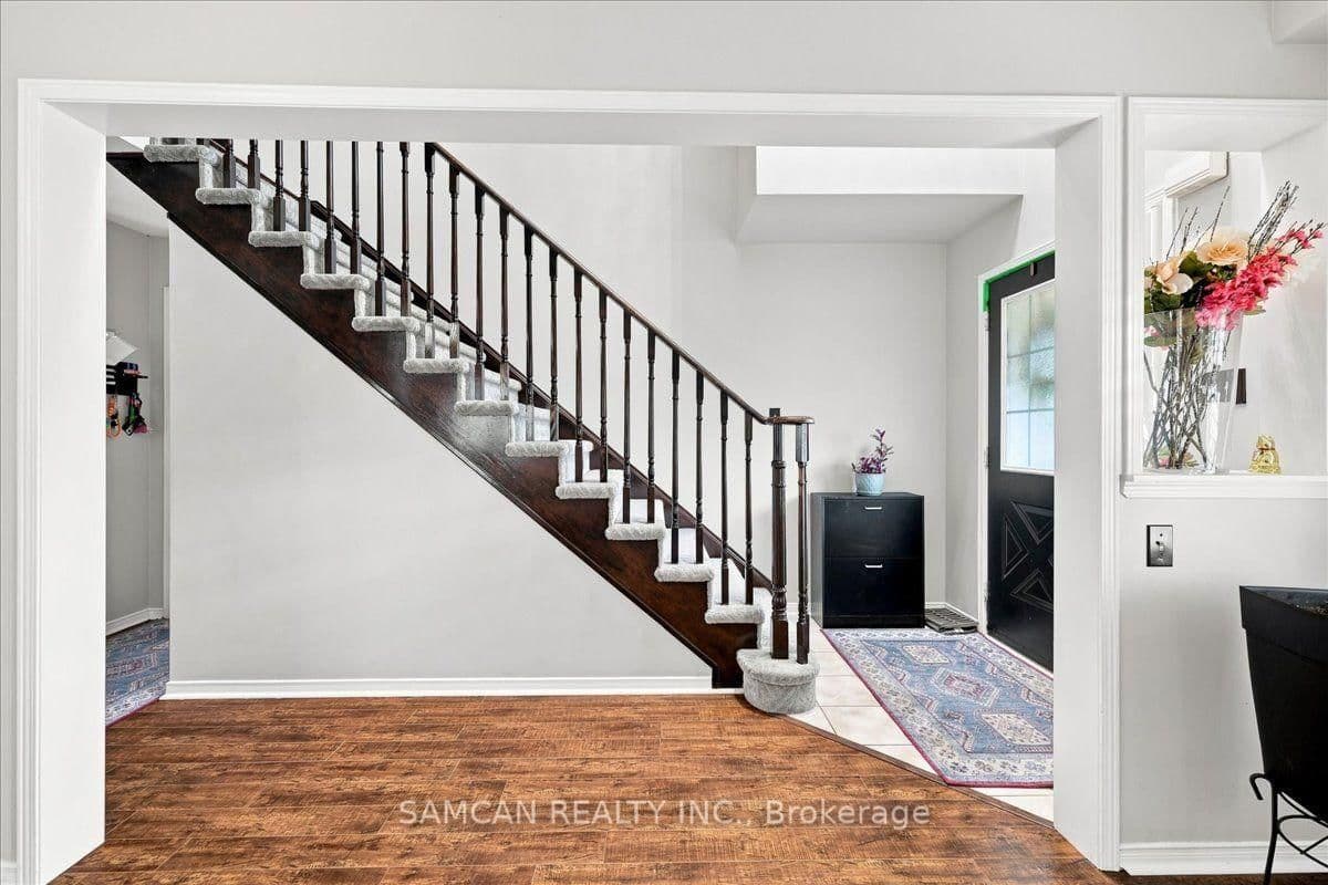 12 Hollinrake Avenue - Image 4