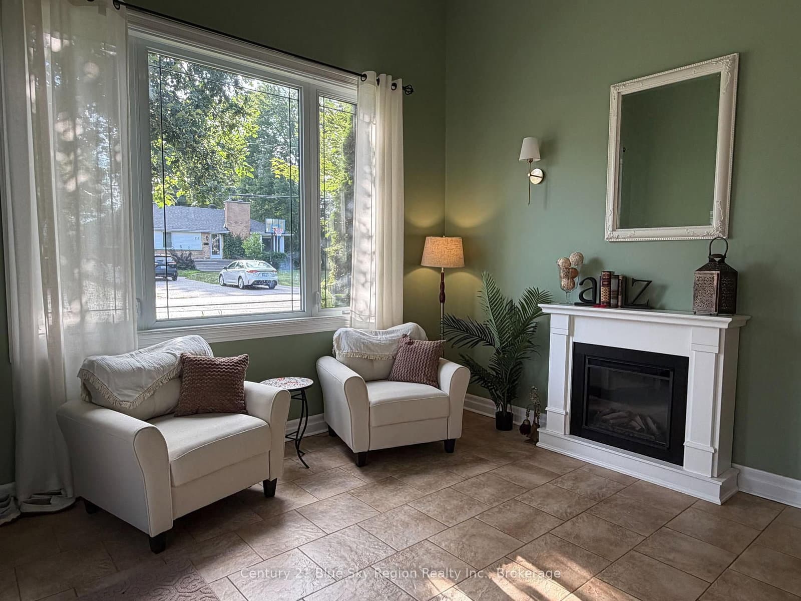 116 CAMPBELL Avenue - Image 5