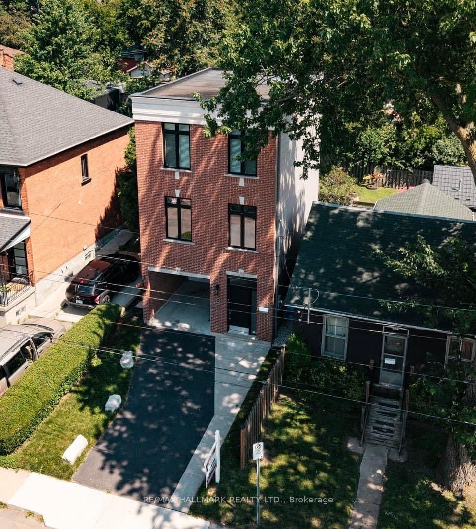53 Wood Street E - Image 1