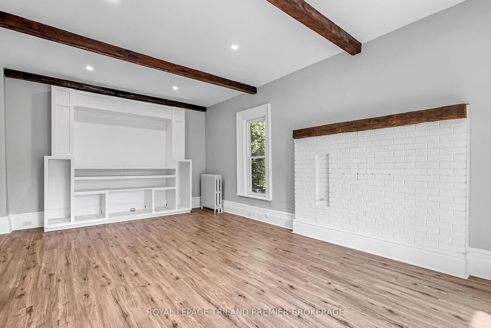 180 Alma Street - Image 4