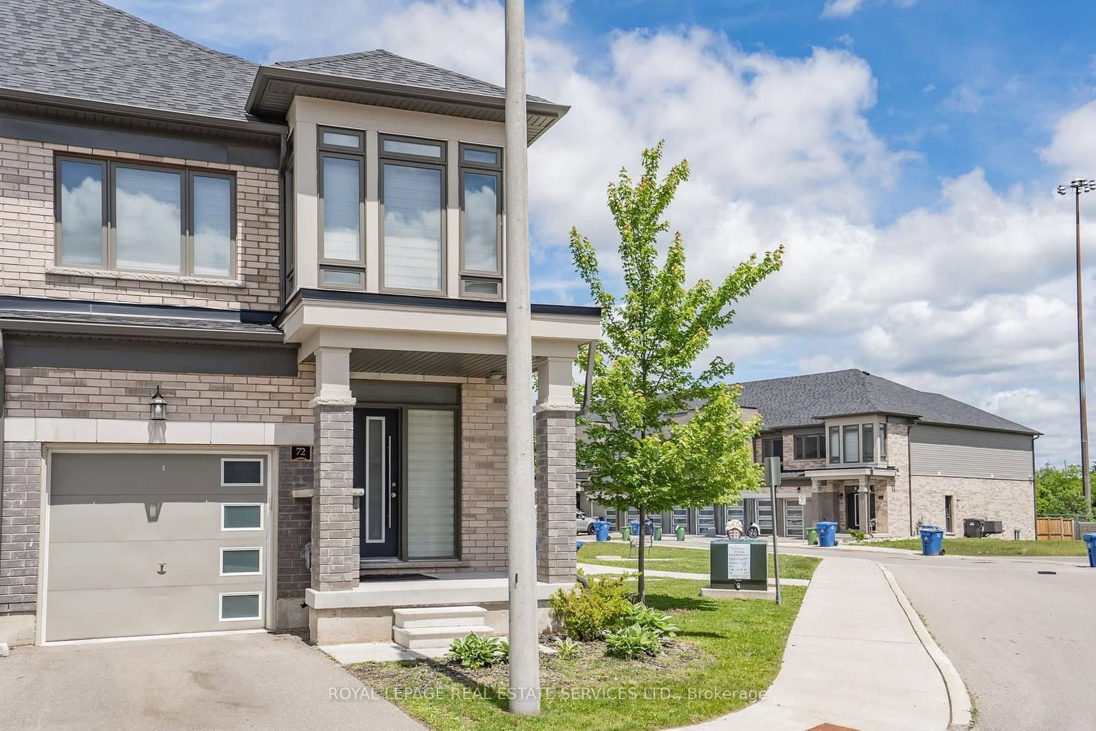 166 Deerpath Drive, Unit 72 - Image 1