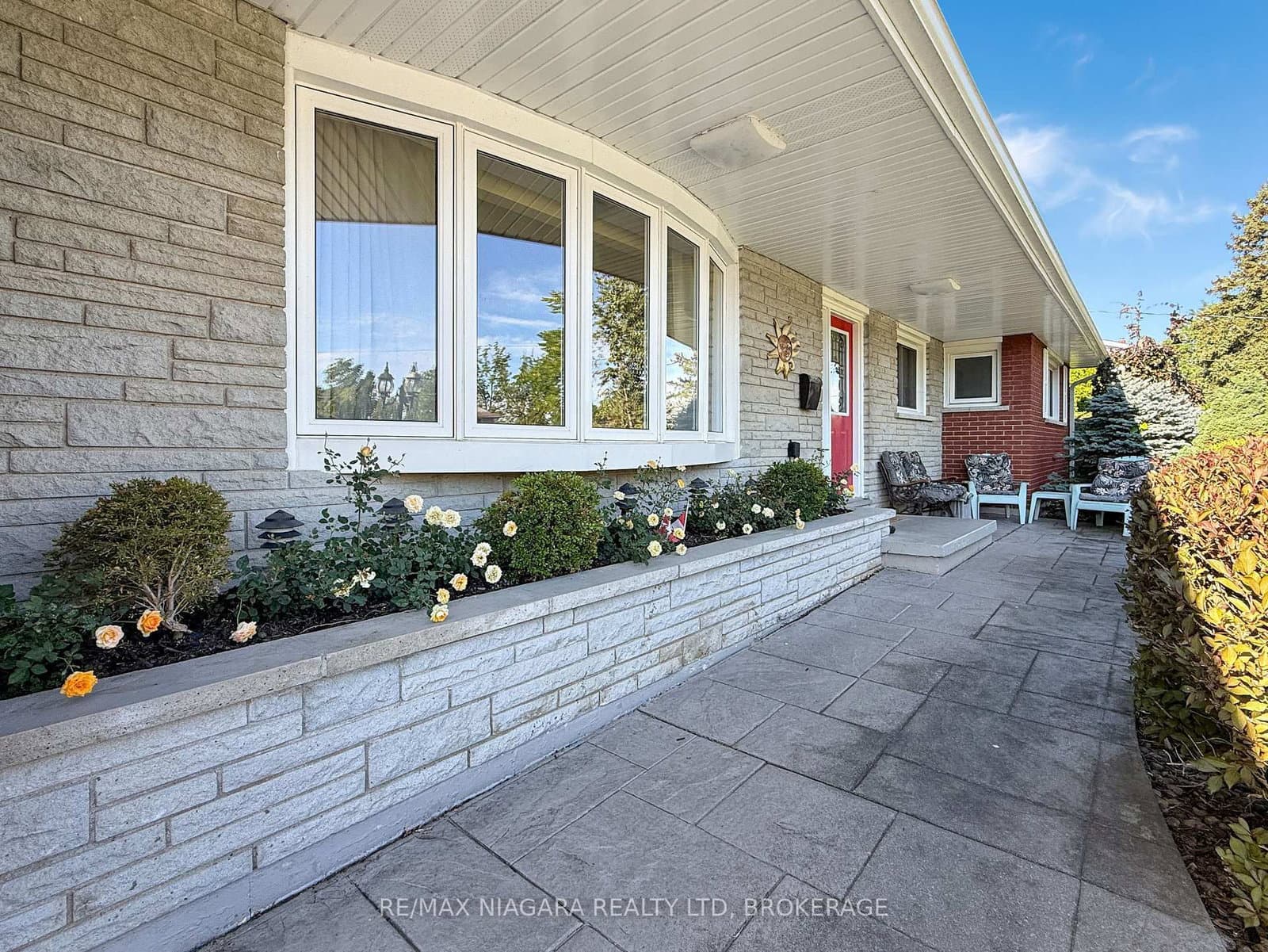 27 Lindbergh Drive - Image 3