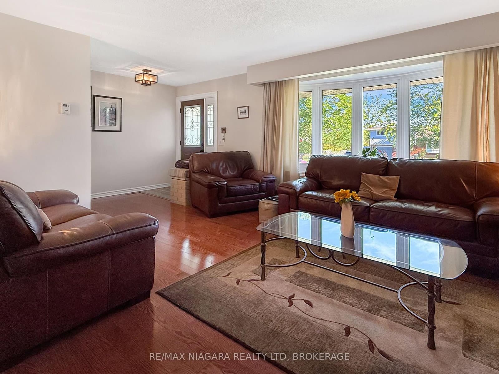 27 Lindbergh Drive - Image 5