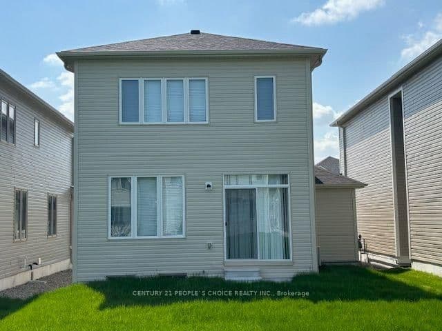 419 Black Cherry Crescent - Image 3