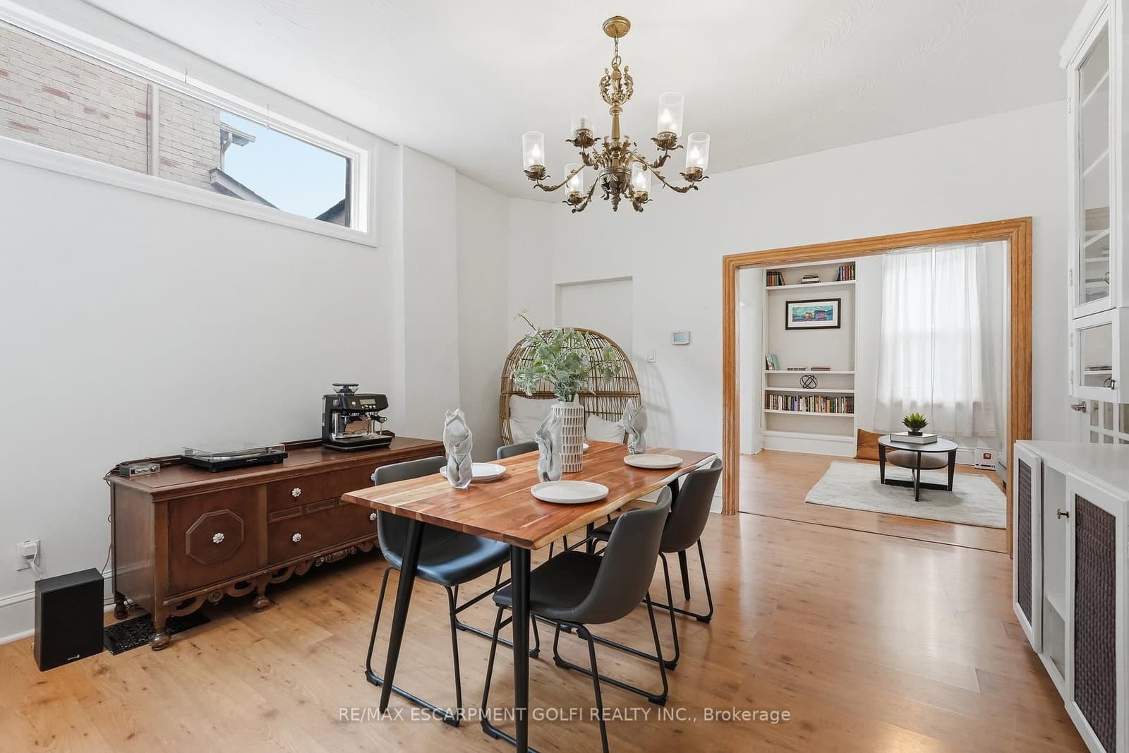 356 Hughson Street - Image 6