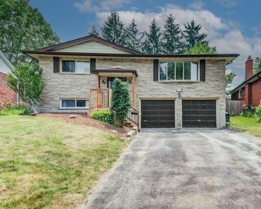 109 White Oak Place - Image 1