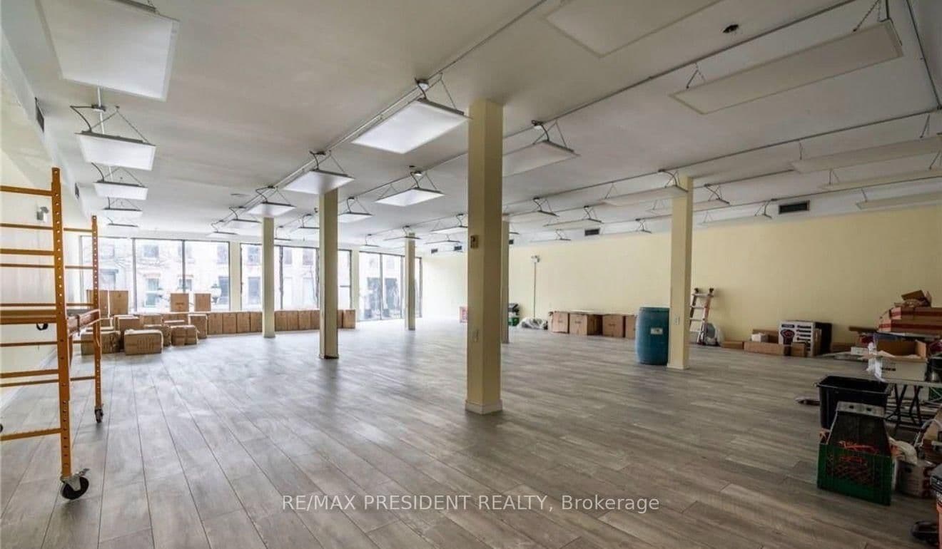 135 James Street N, Unit 3 - Image 3