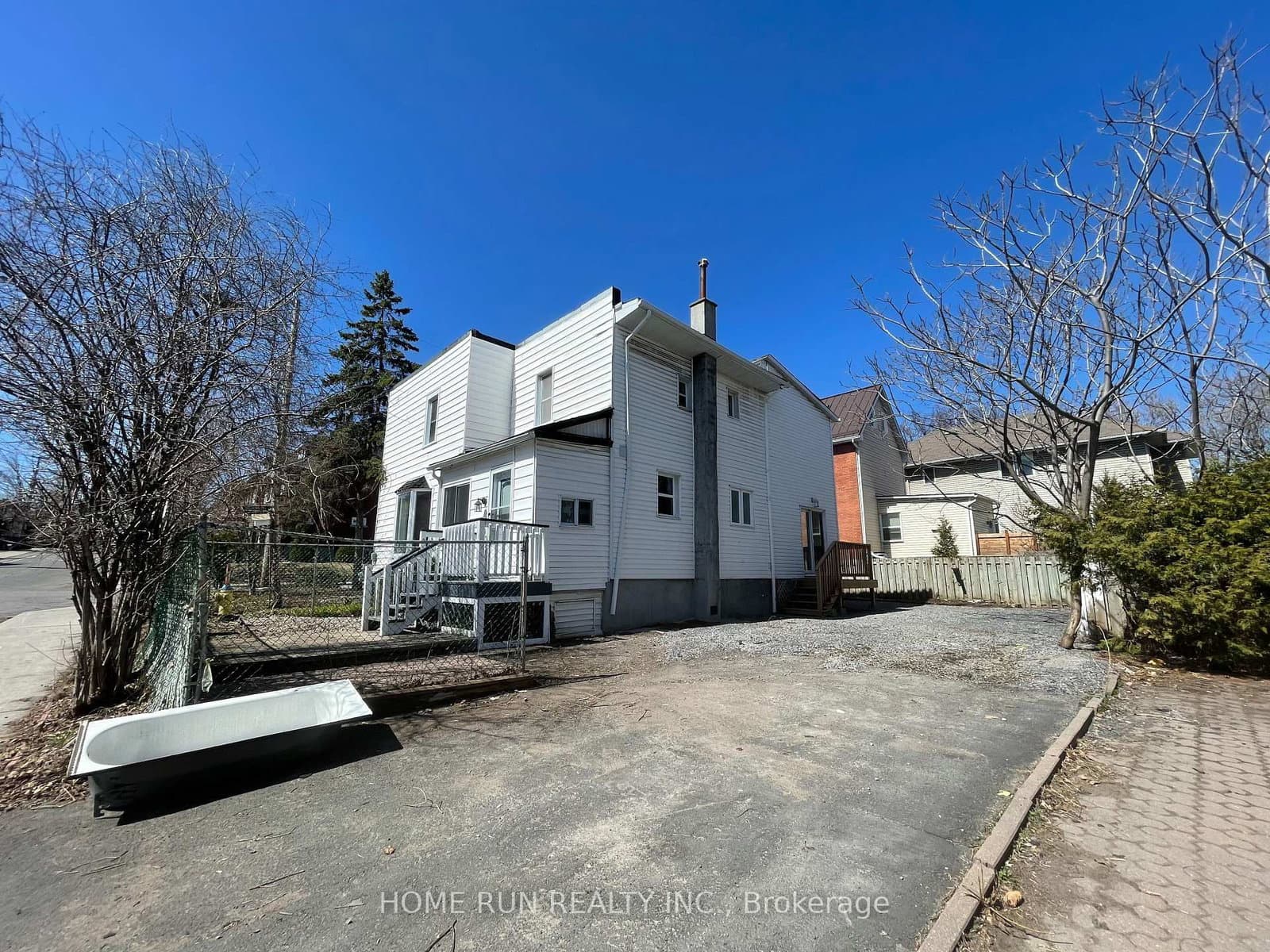 121 Concord Street E - Image 2