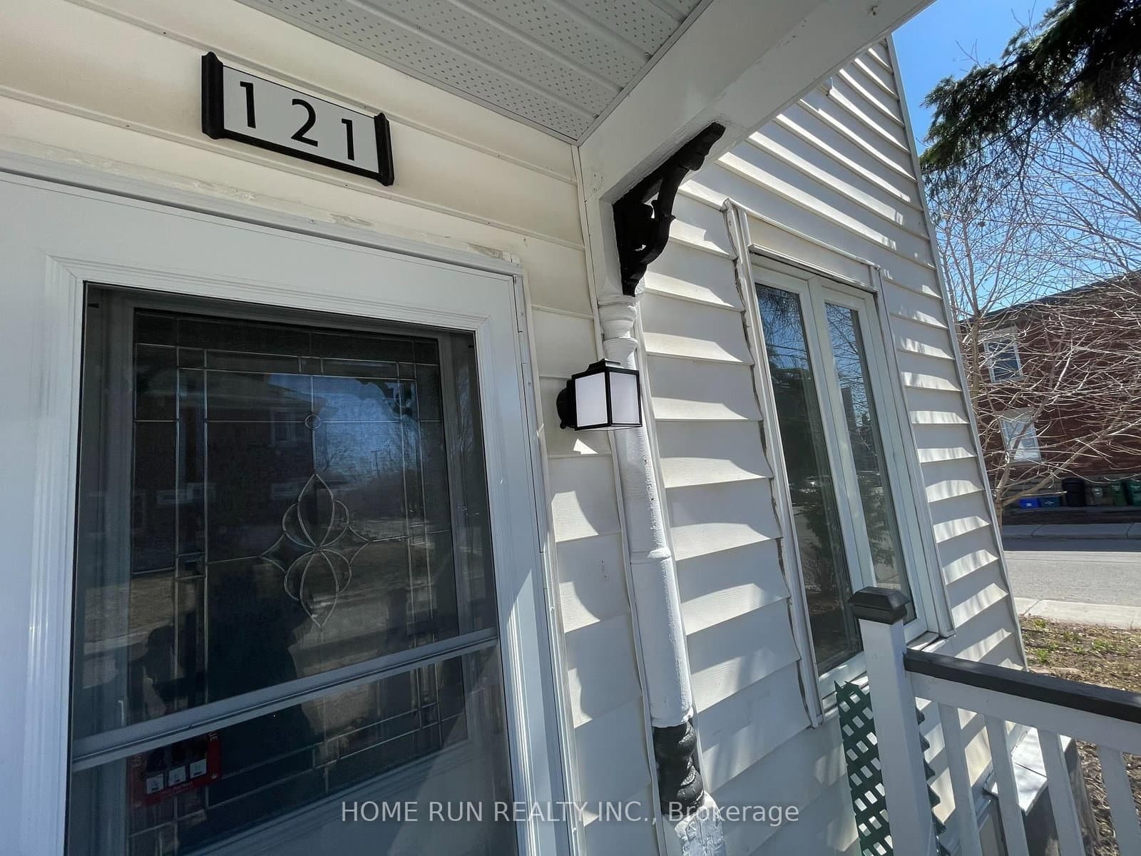 121 Concord Street E - Image 4