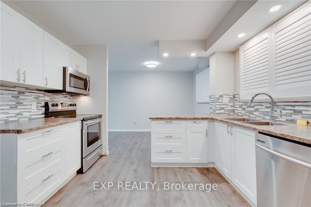78 Bee Street, Unit 8 - Image 6