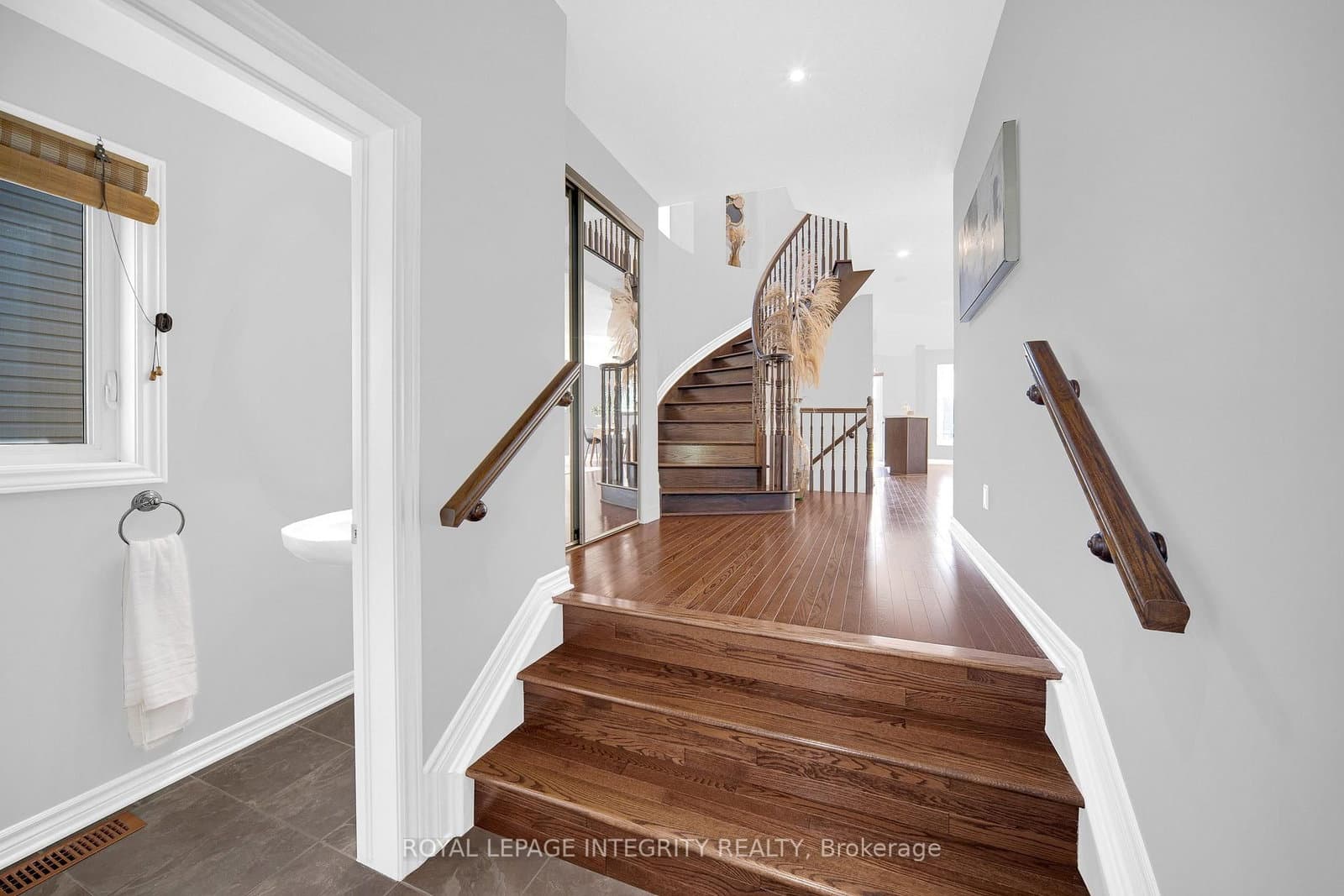 132 Silvermoon Crescent - Image 5