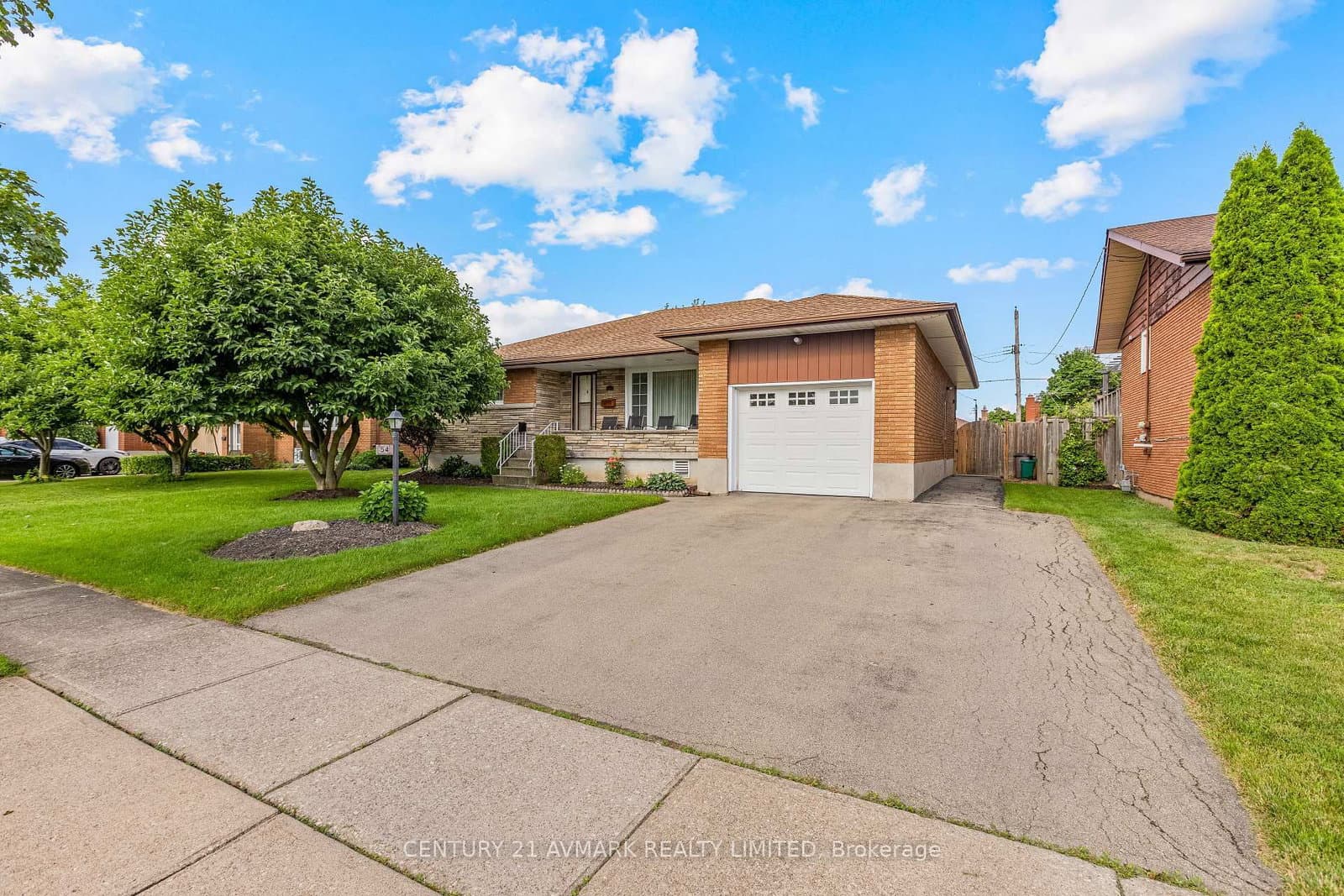 54 Classic Avenue - Image 1