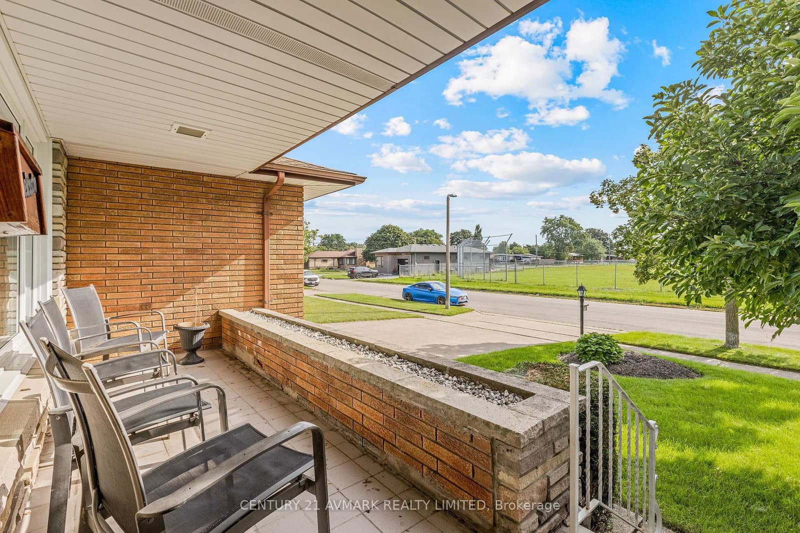 54 Classic Avenue - Image 5