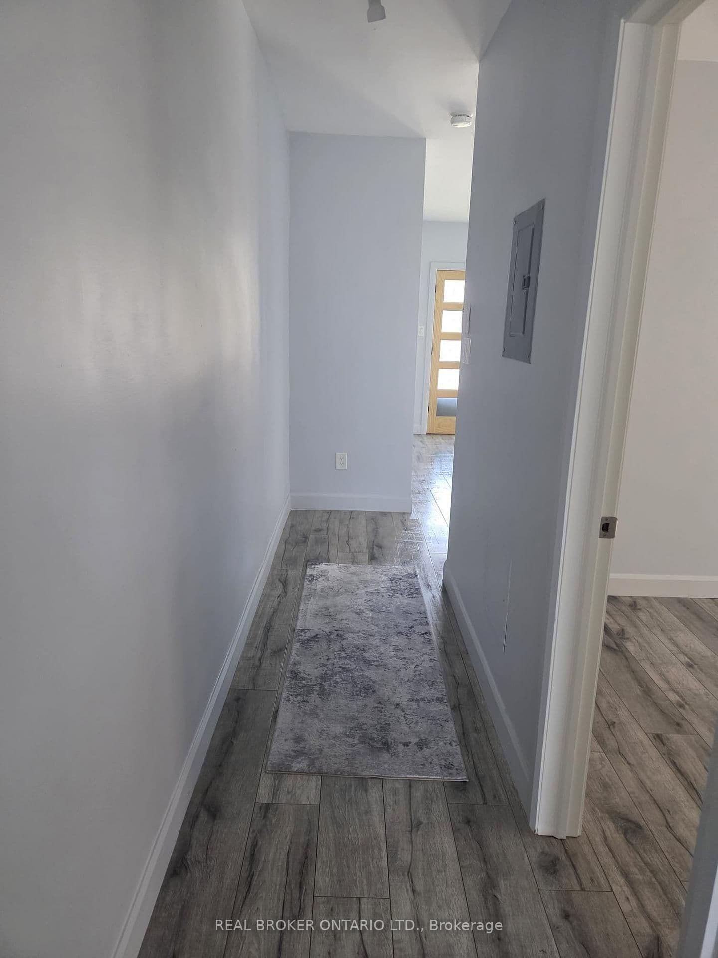 479 Aberdeen Avenue, Unit 3 - Image 2