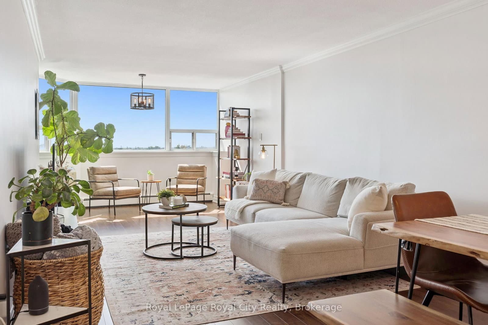55 Yarmouth Street, Unit 903 - Image 1